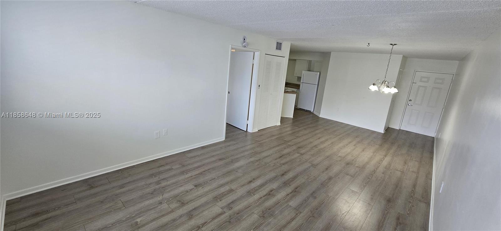 6195 NW 186th St # 115