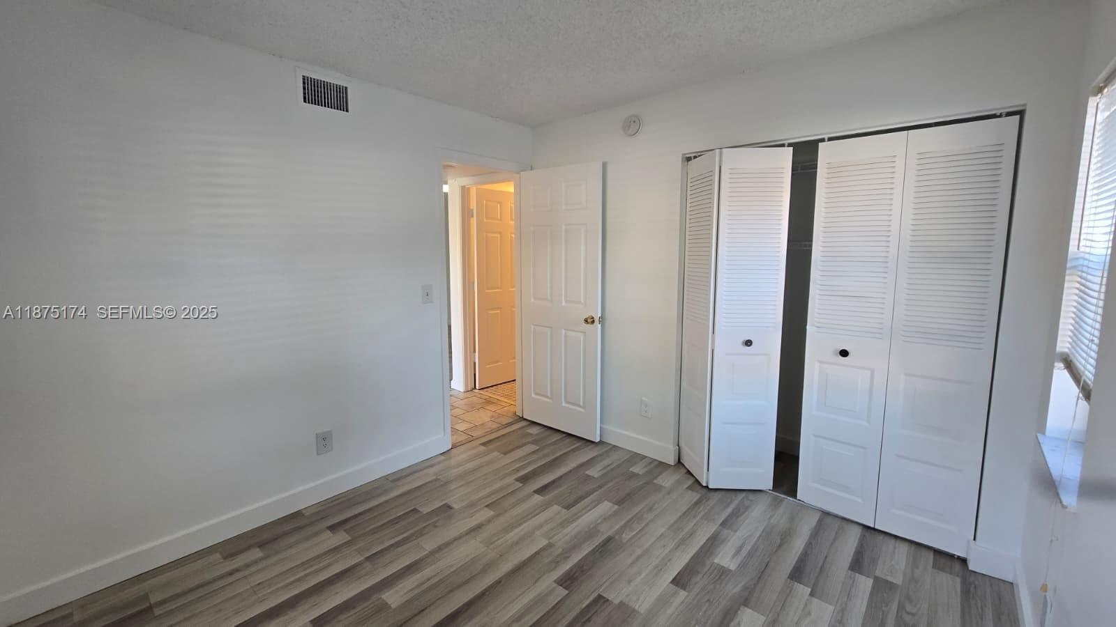 10600 NW 10th St # 106