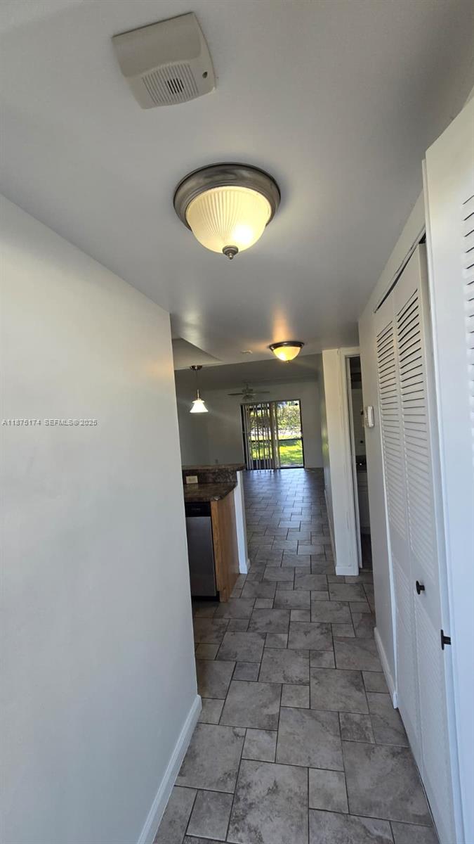 10600 NW 10th St # 106