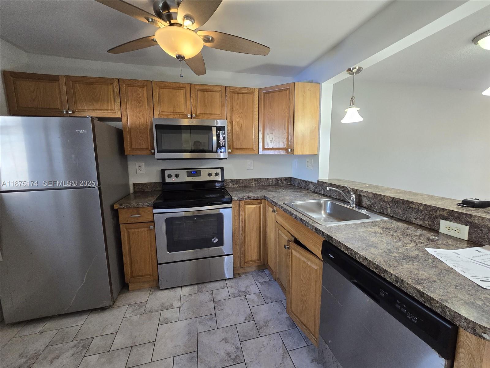 10600 NW 10th St # 106