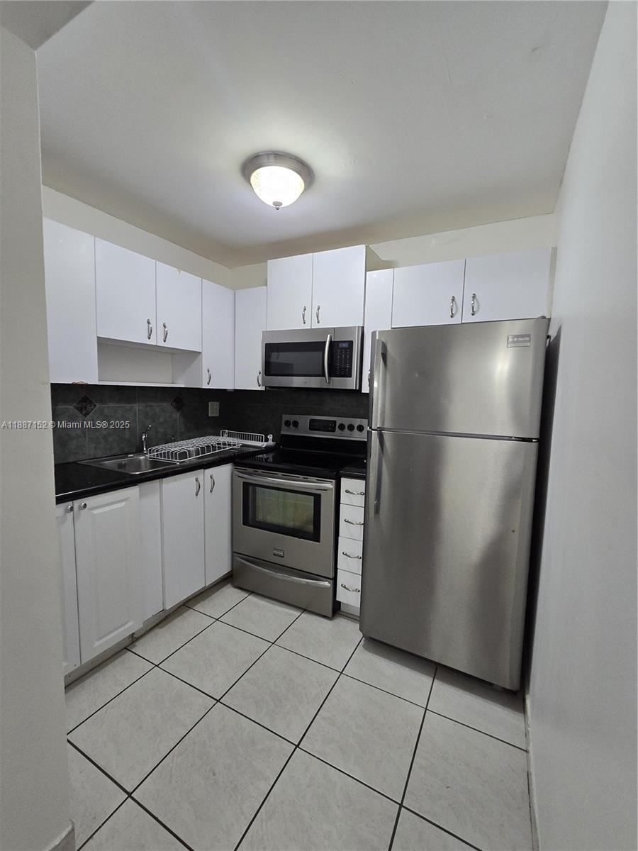 8320 NW 8th St # 407 Unit: 2-407