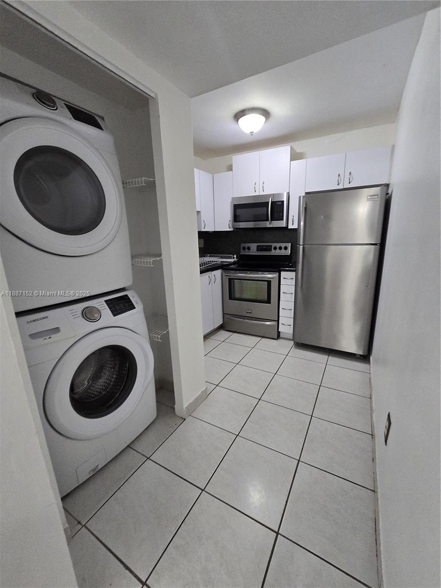 8320 NW 8th St # 407 Unit: 2-407