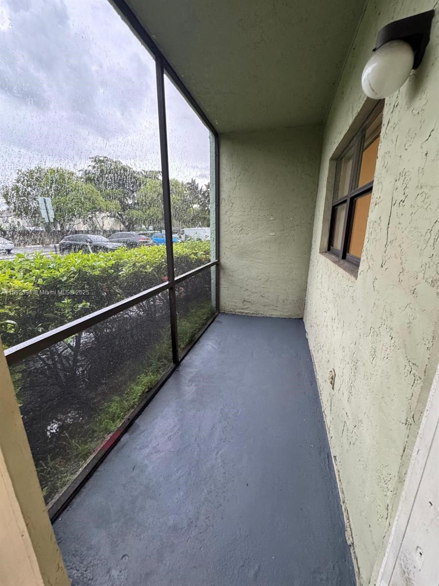 8737 NW 39th St # 8737