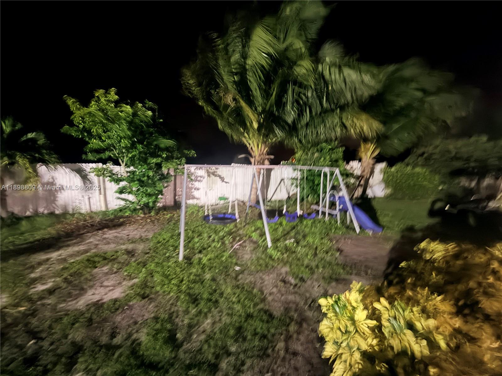 1645 S North Blackwell Dr, Port St. Lucie