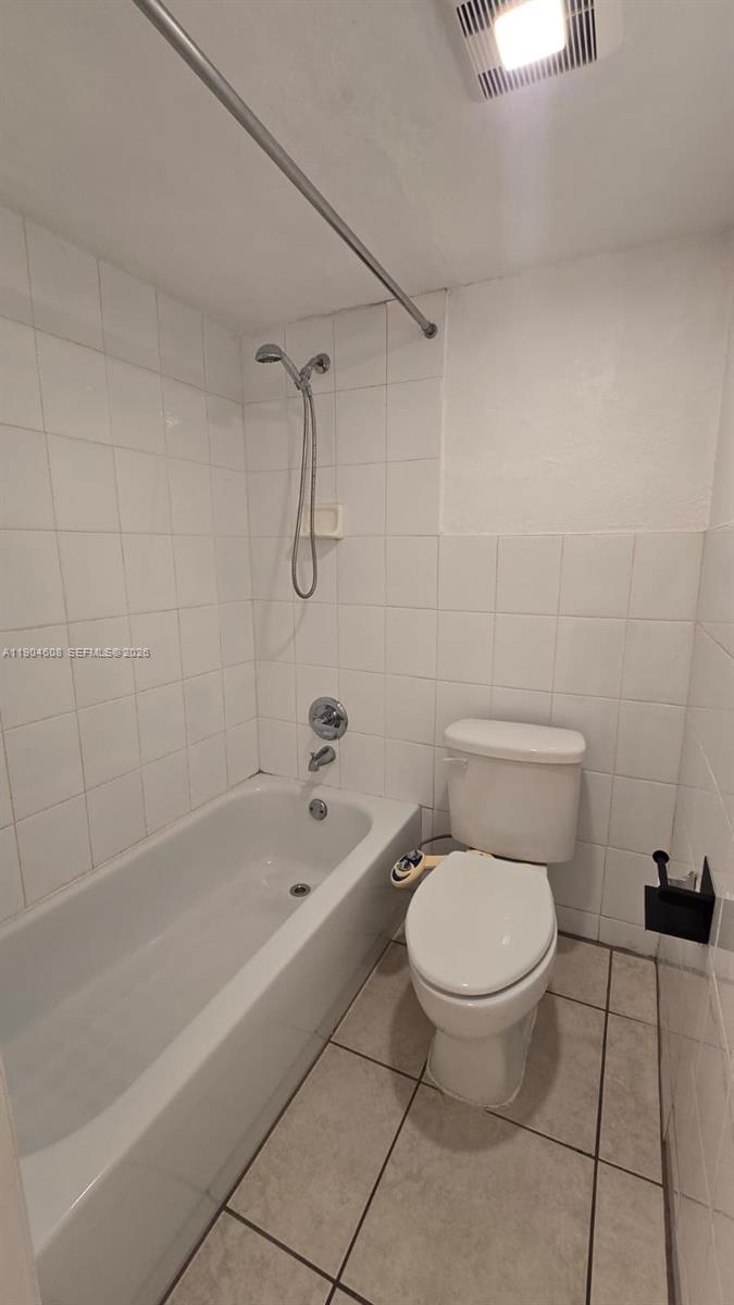 5501 NW 7th St # E216