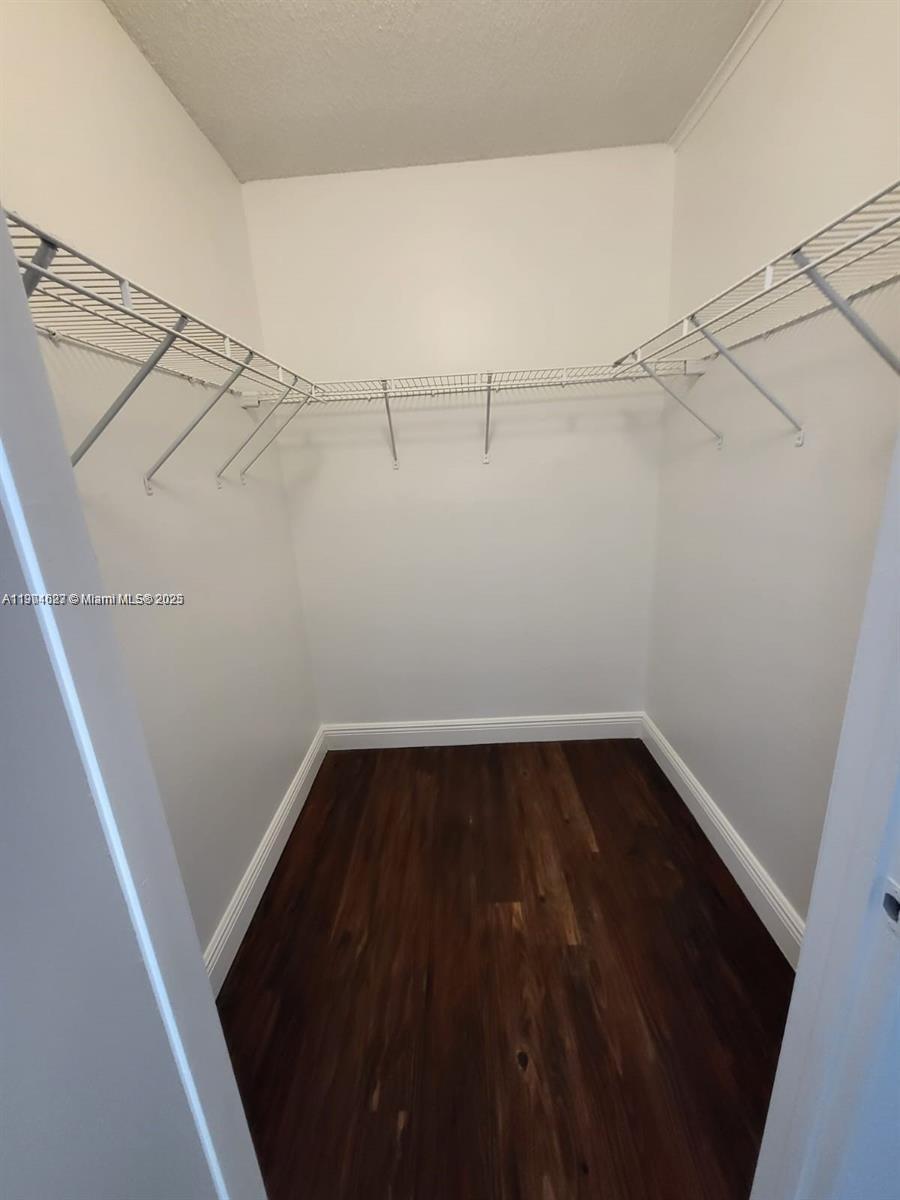 5654 Rock Island Rd # 222