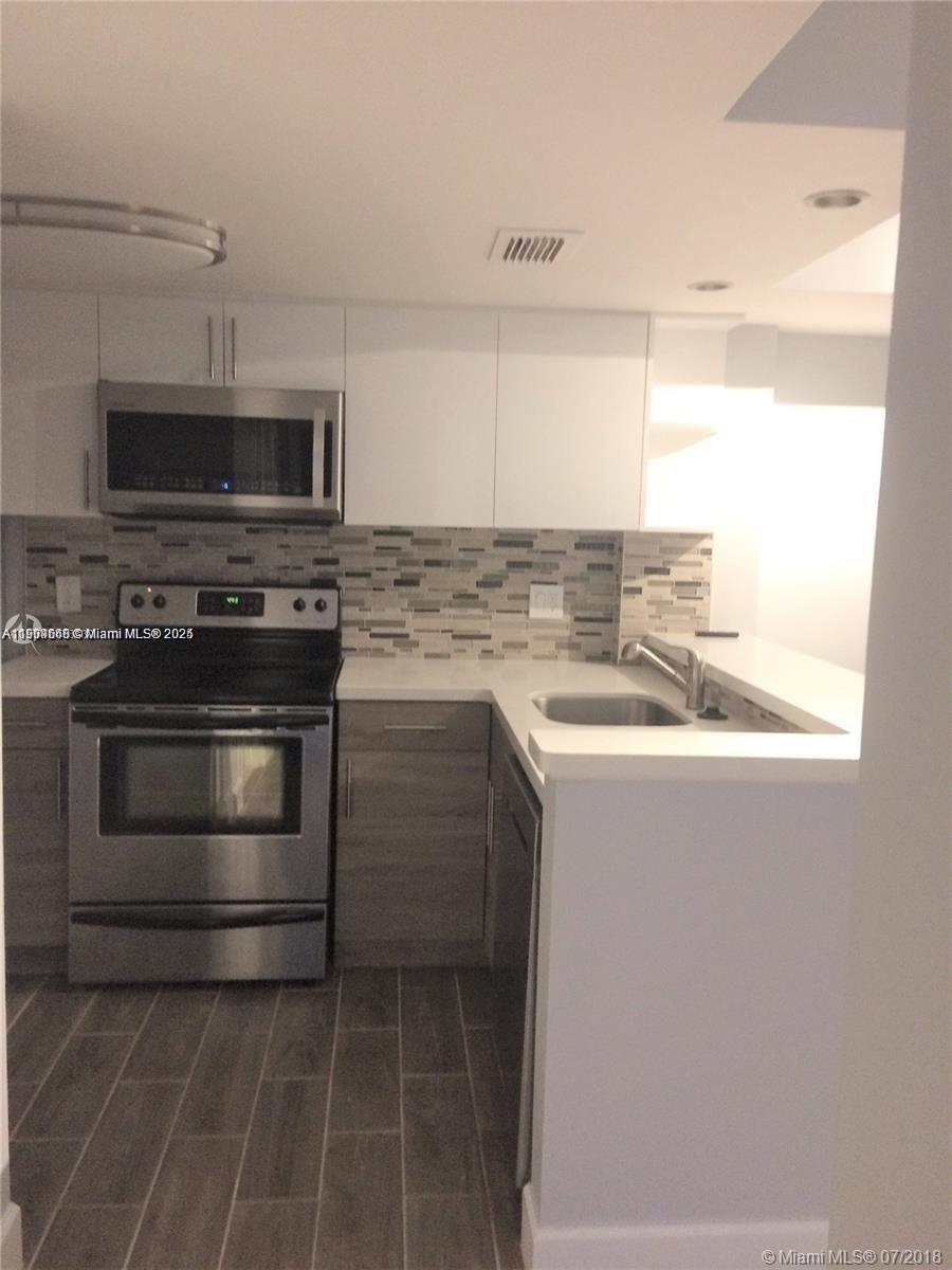 10749 Cleary Blvd # 107