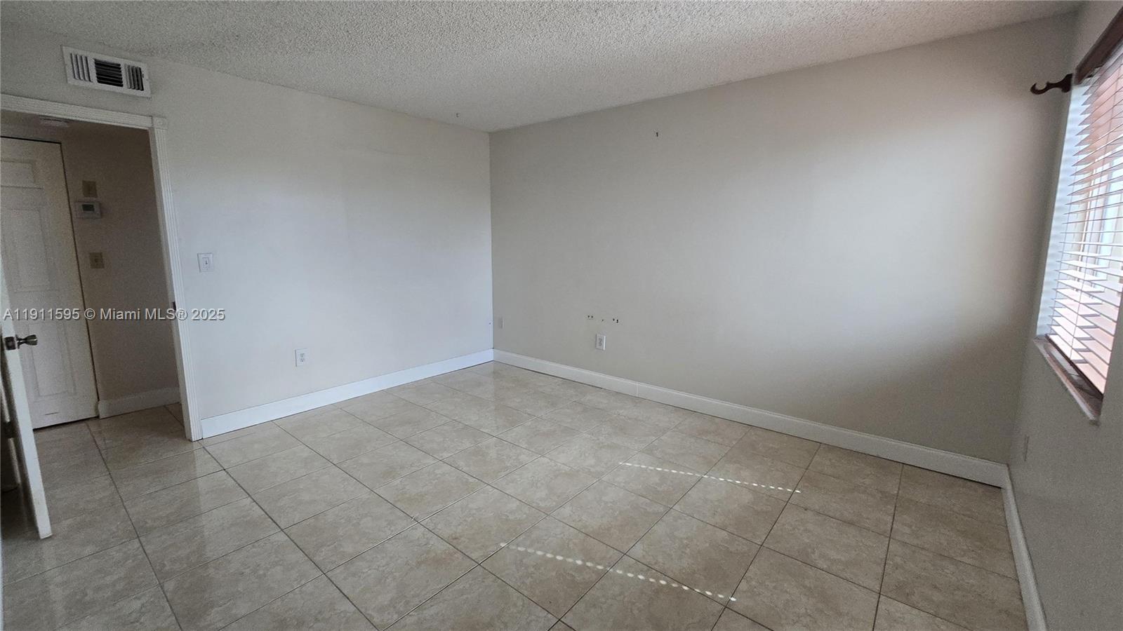 8615 NW 5 TERRACE # 209 Unit: 14-209