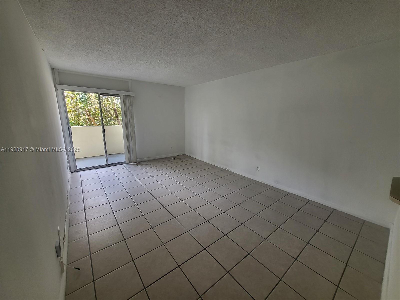 4550 NW 9th St # 217E