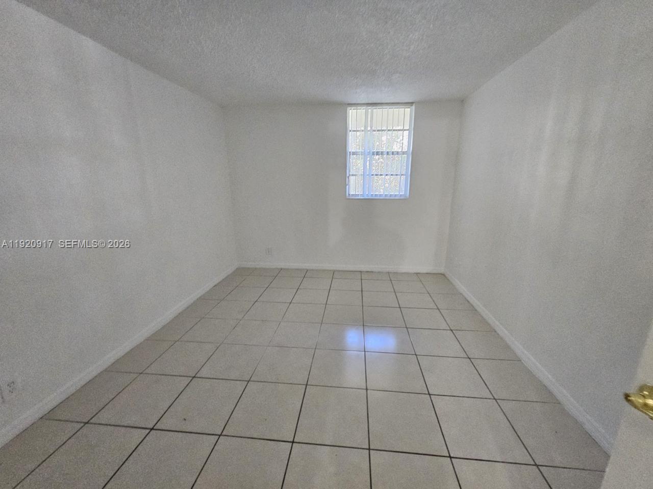 4550 NW 9th St # 217E