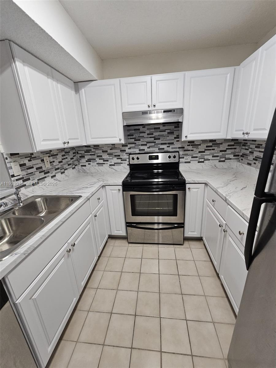 250 W Palm Cir W # 301