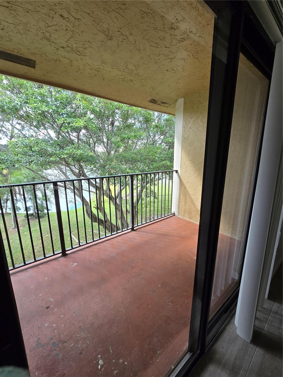 400 W Palm Cir W # 304