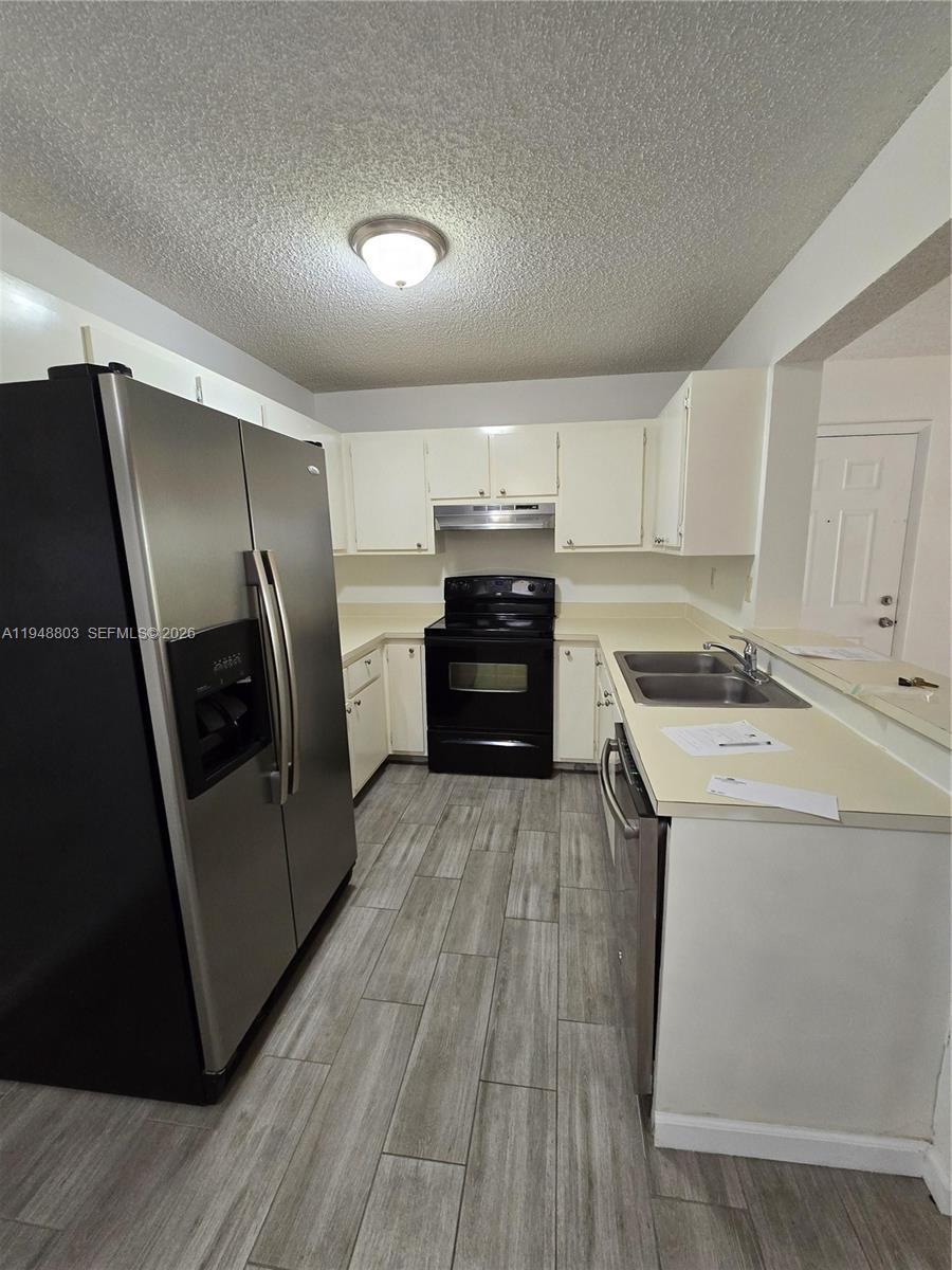 400 W Palm Cir W # 304