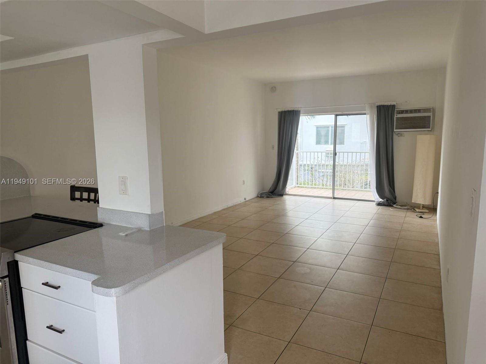 10250 W Bay Harbor Dr # 2C