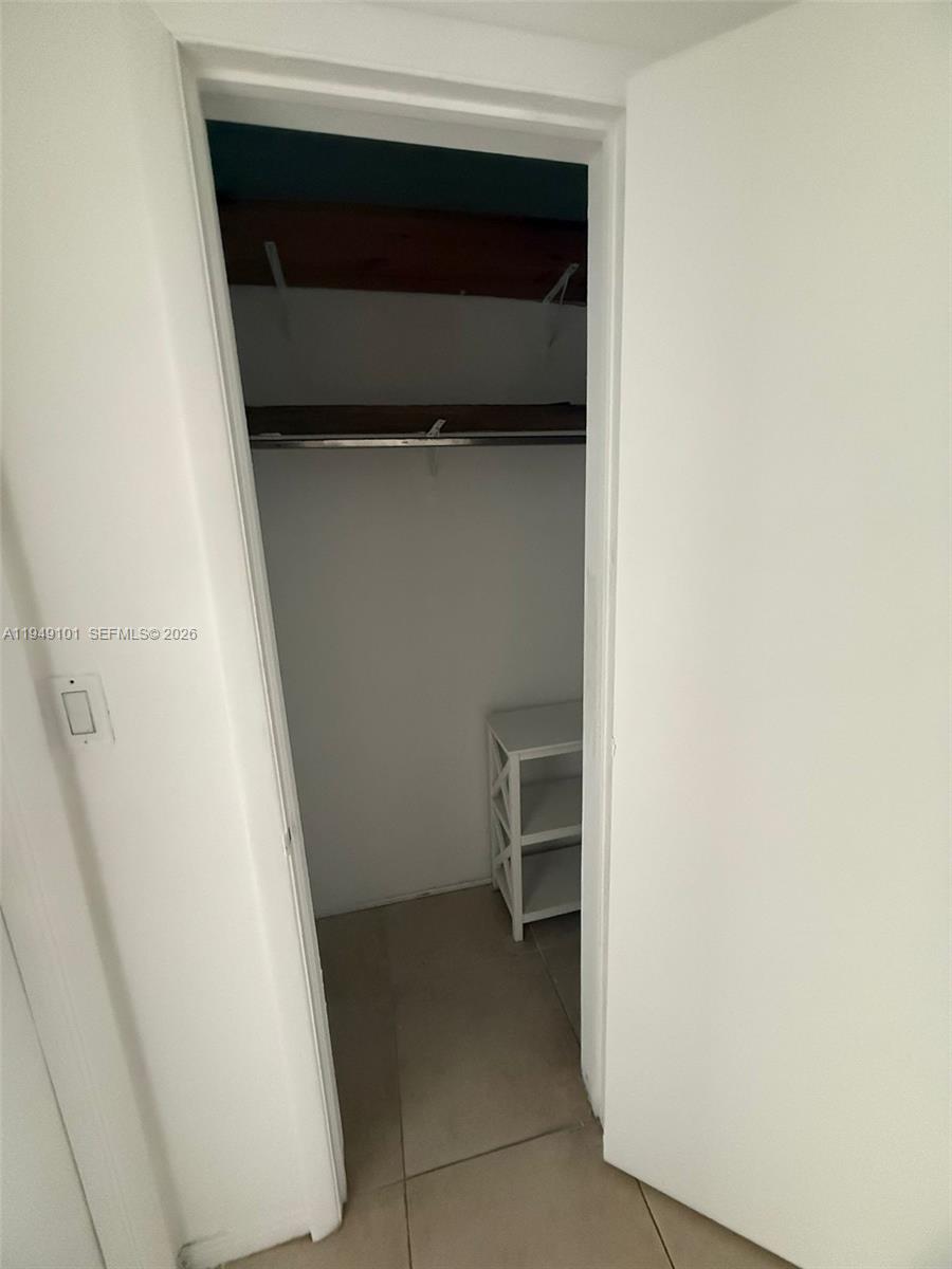 10250 W Bay Harbor Dr # 2C