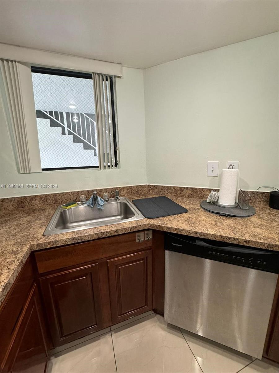 8365 SW 152nd Ave Unit: ph2