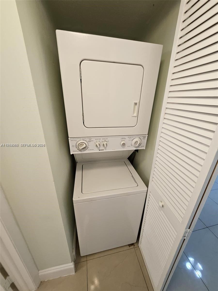 8365 SW 152nd Ave Unit: ph2