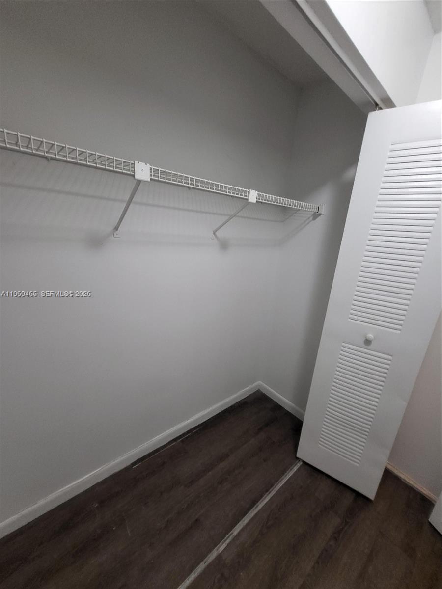 9921 Nob Hill Ln # 9921