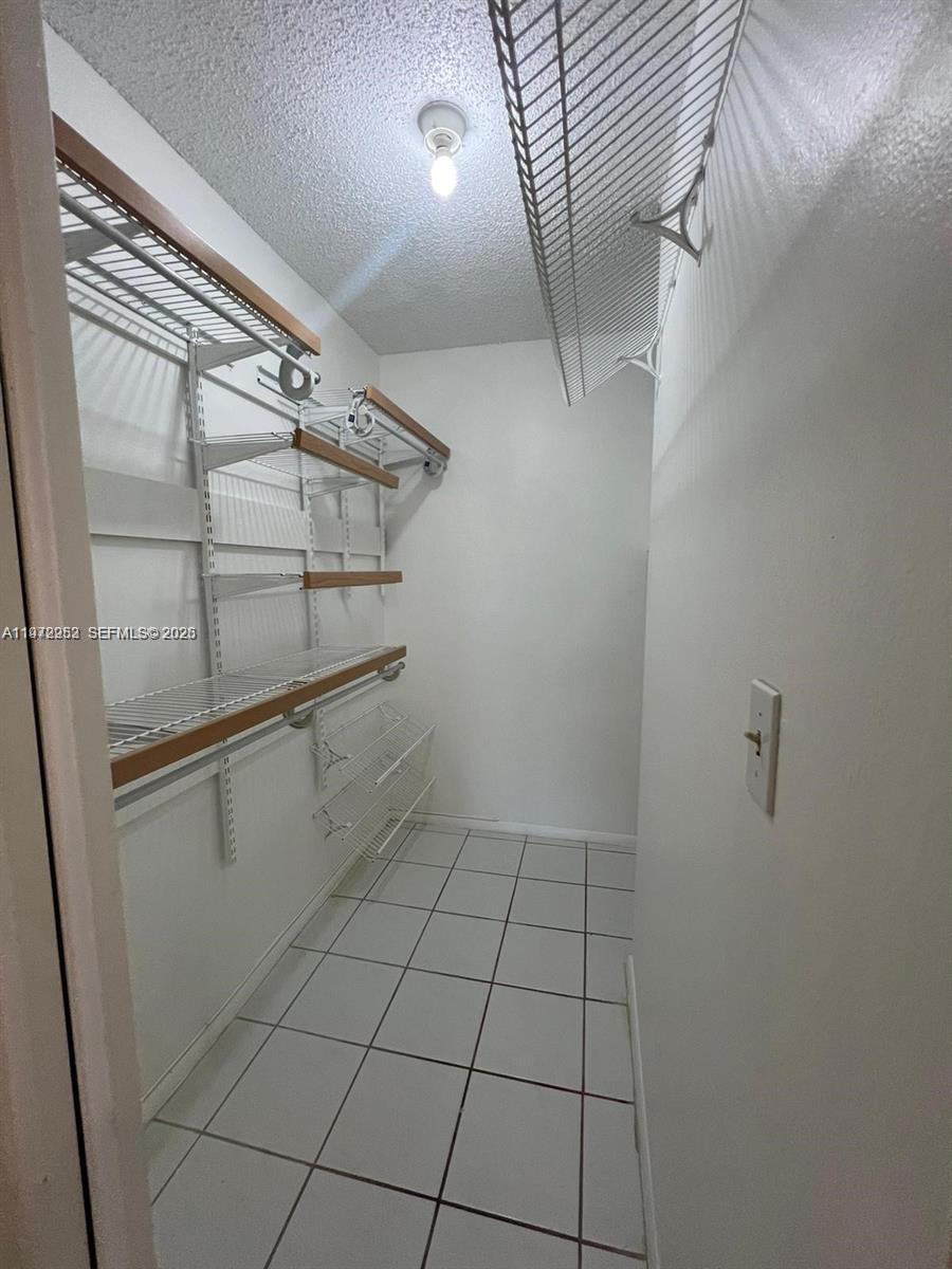 455 S Pine Island Rd # 410C