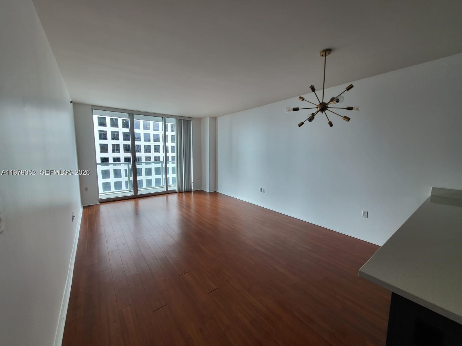 500 Brickell Ave # 2906