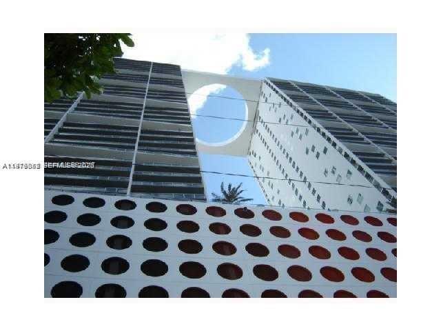 500 Brickell Ave # 2906