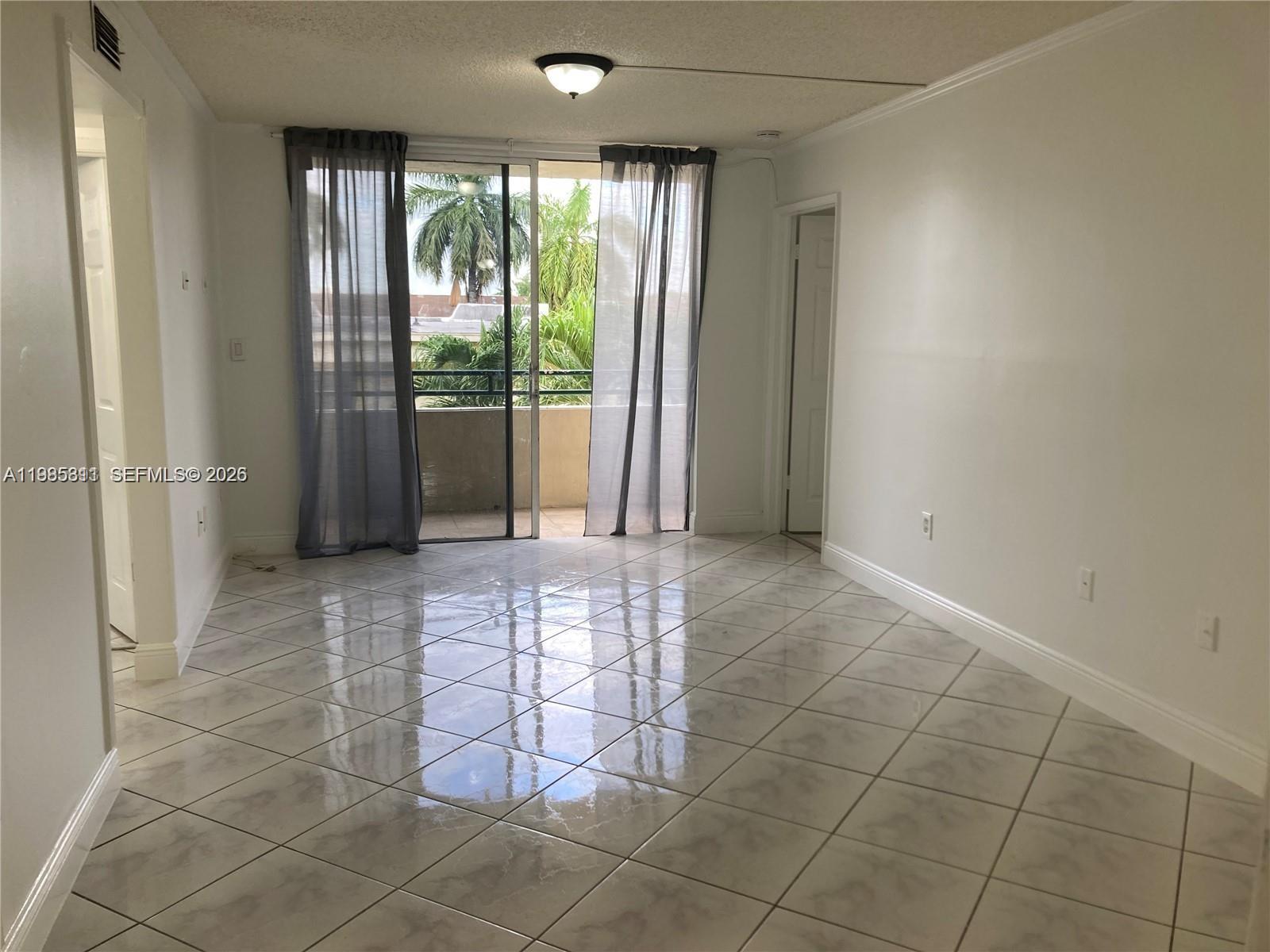 8321 NW 7th St # 307 Unit: 1-307