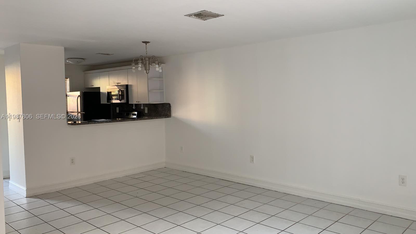 7905 NW 8 ST # 8A