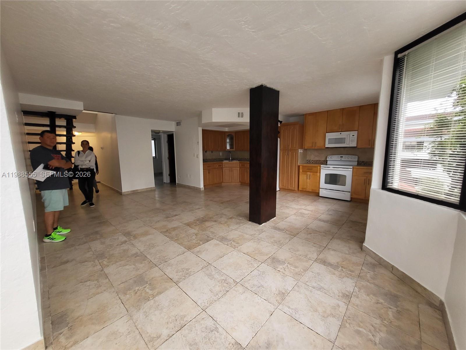 8215 SW 152nd Ave # 418 Unit: G-418