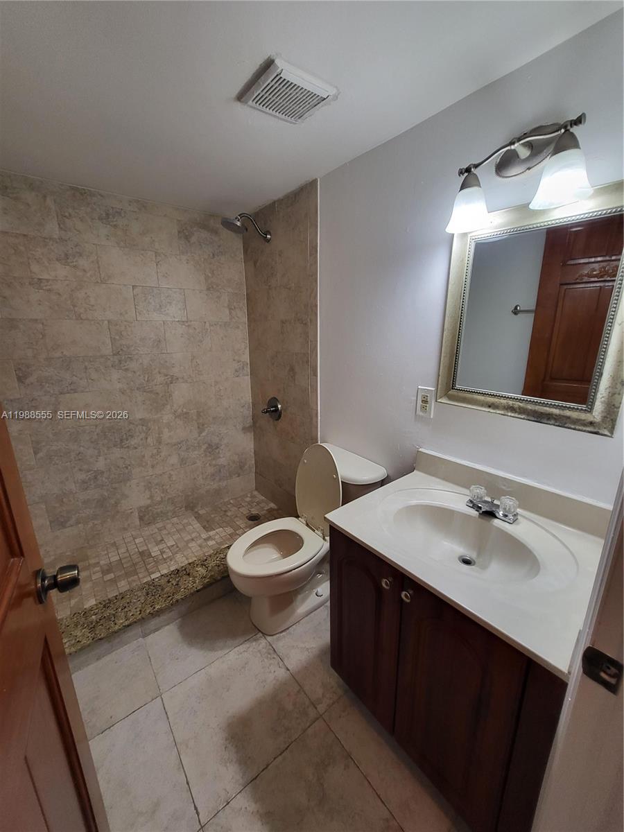 8215 SW 152nd Ave # 418 Unit: G-418
