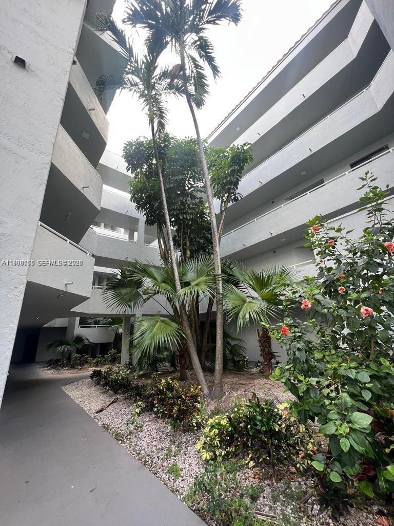 8215 SW 152nd Ave # 418 Unit: G-418