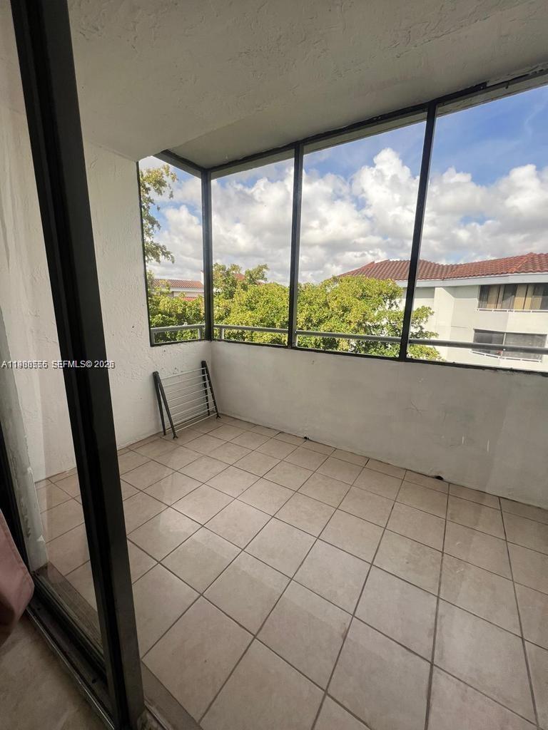 8215 SW 152nd Ave # 418 Unit: G-418