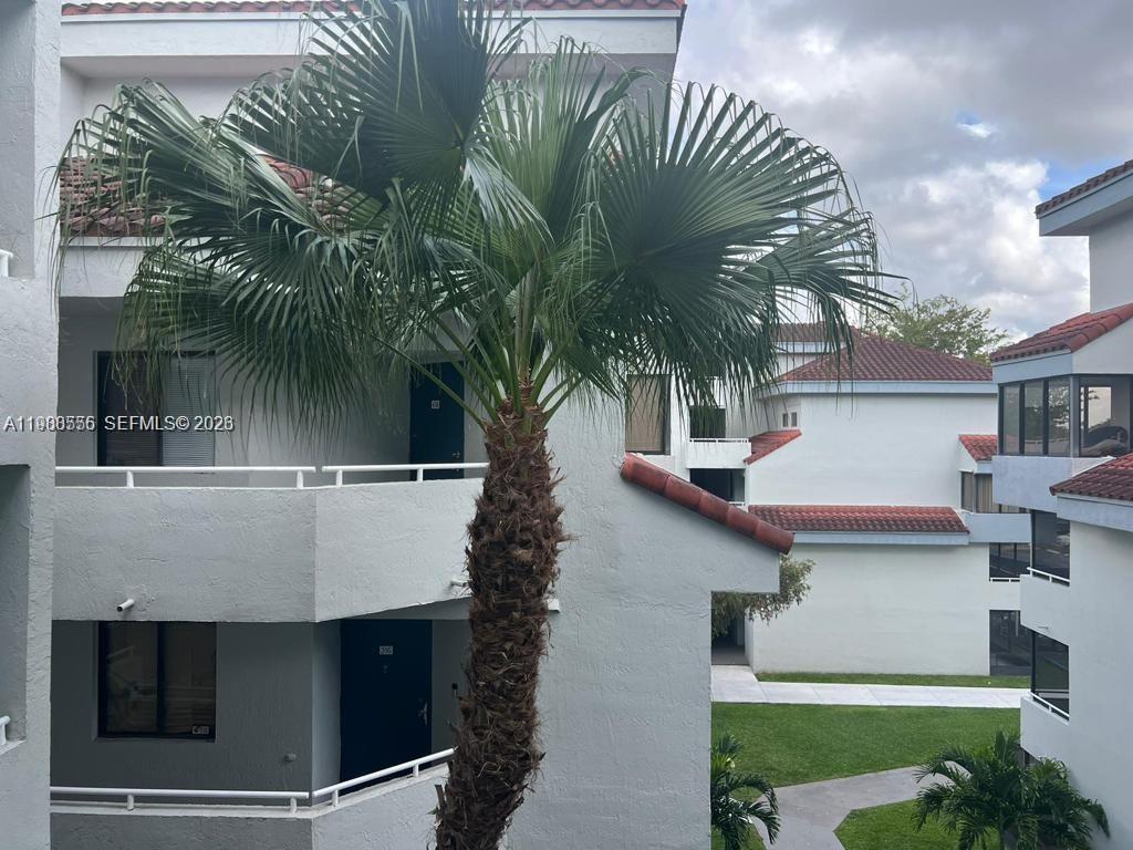 8215 SW 152nd Ave # 418 Unit: G-418