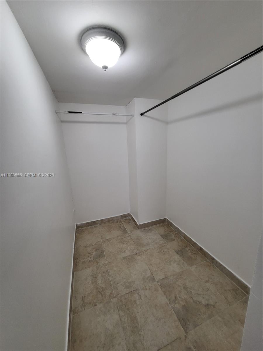 8215 SW 152nd Ave # 418 Unit: G-418