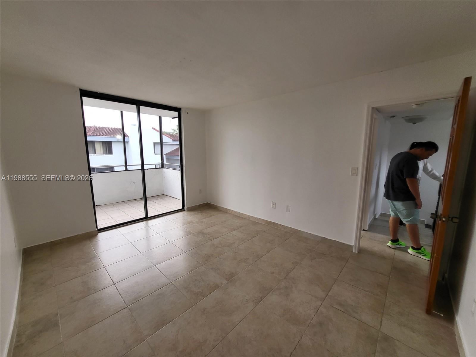 8215 SW 152nd Ave # 418 Unit: G-418