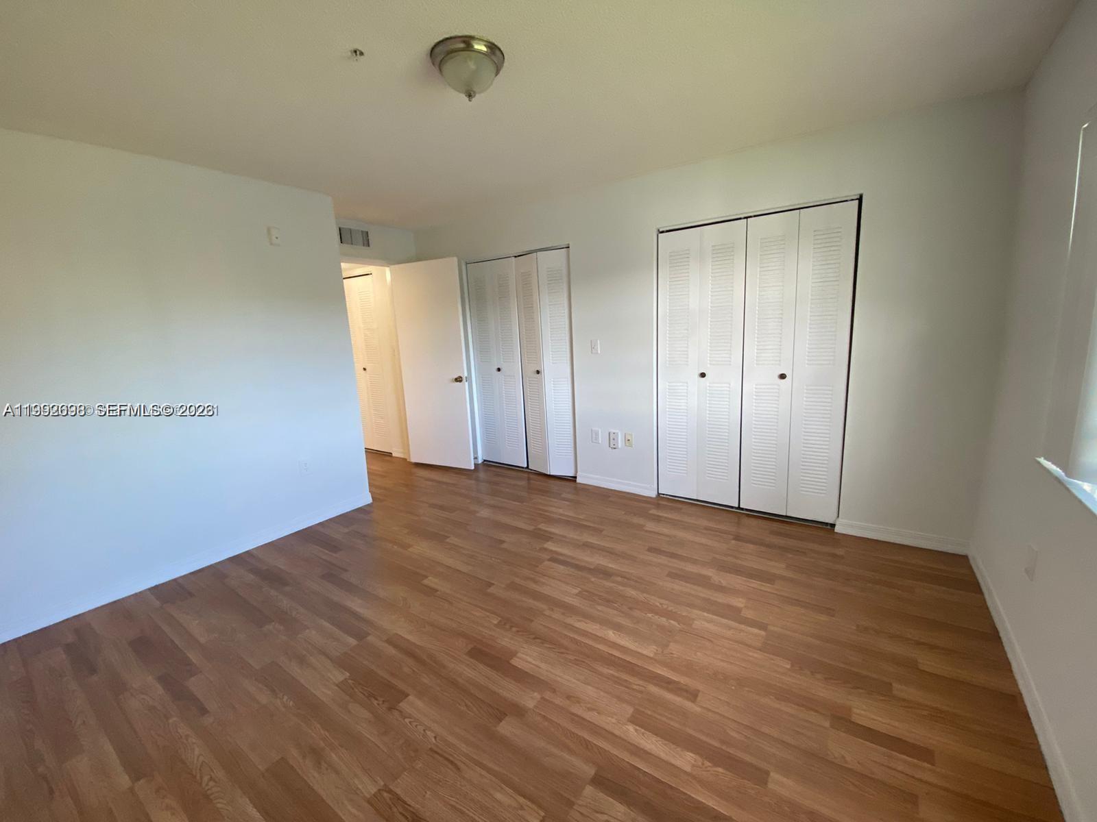 4500 NW 107th Ave # 9 Unit: 201-9