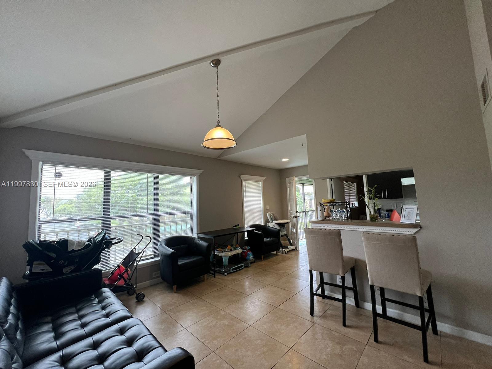 3932 NW 87th Ave # 3932