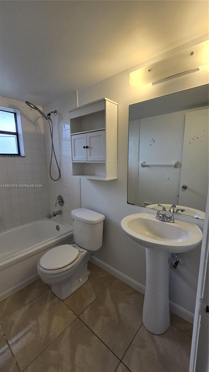 2605 W 67th Pl # 10 Unit: 23-10