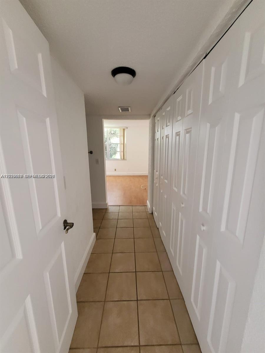 9440 Live Oak Pl # 201