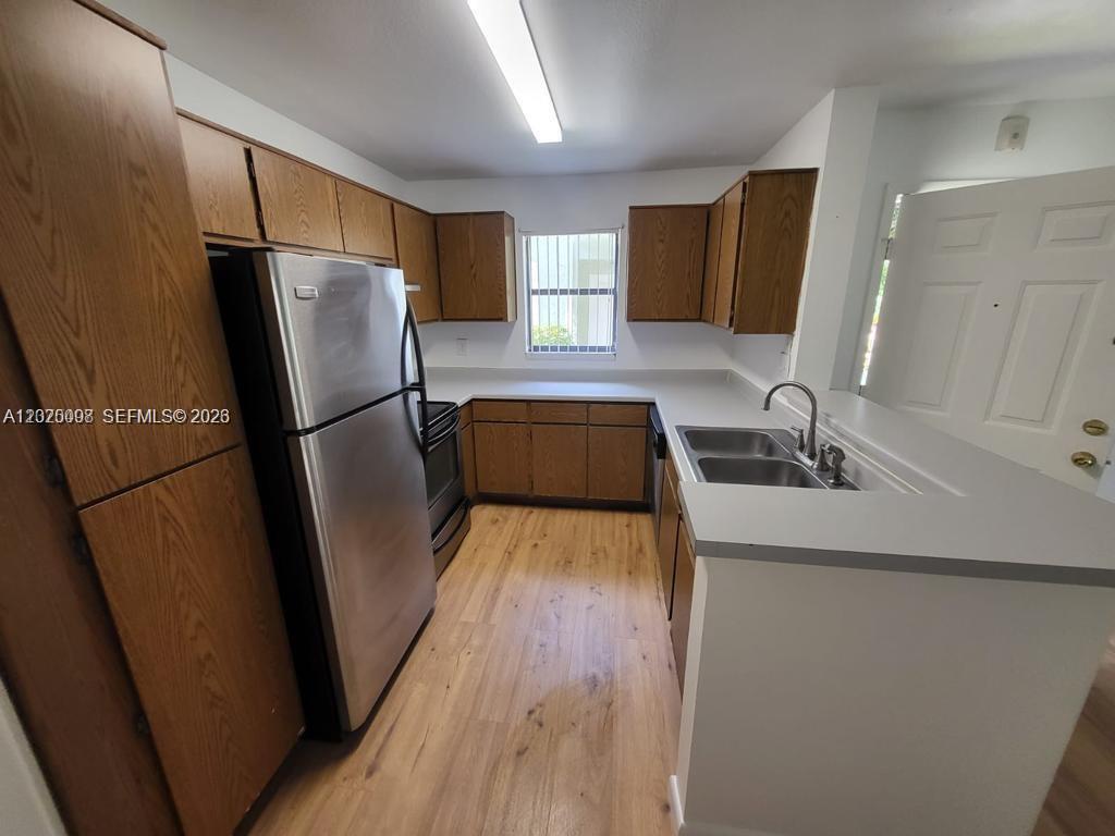 4028 NW 87th Ave # 4028