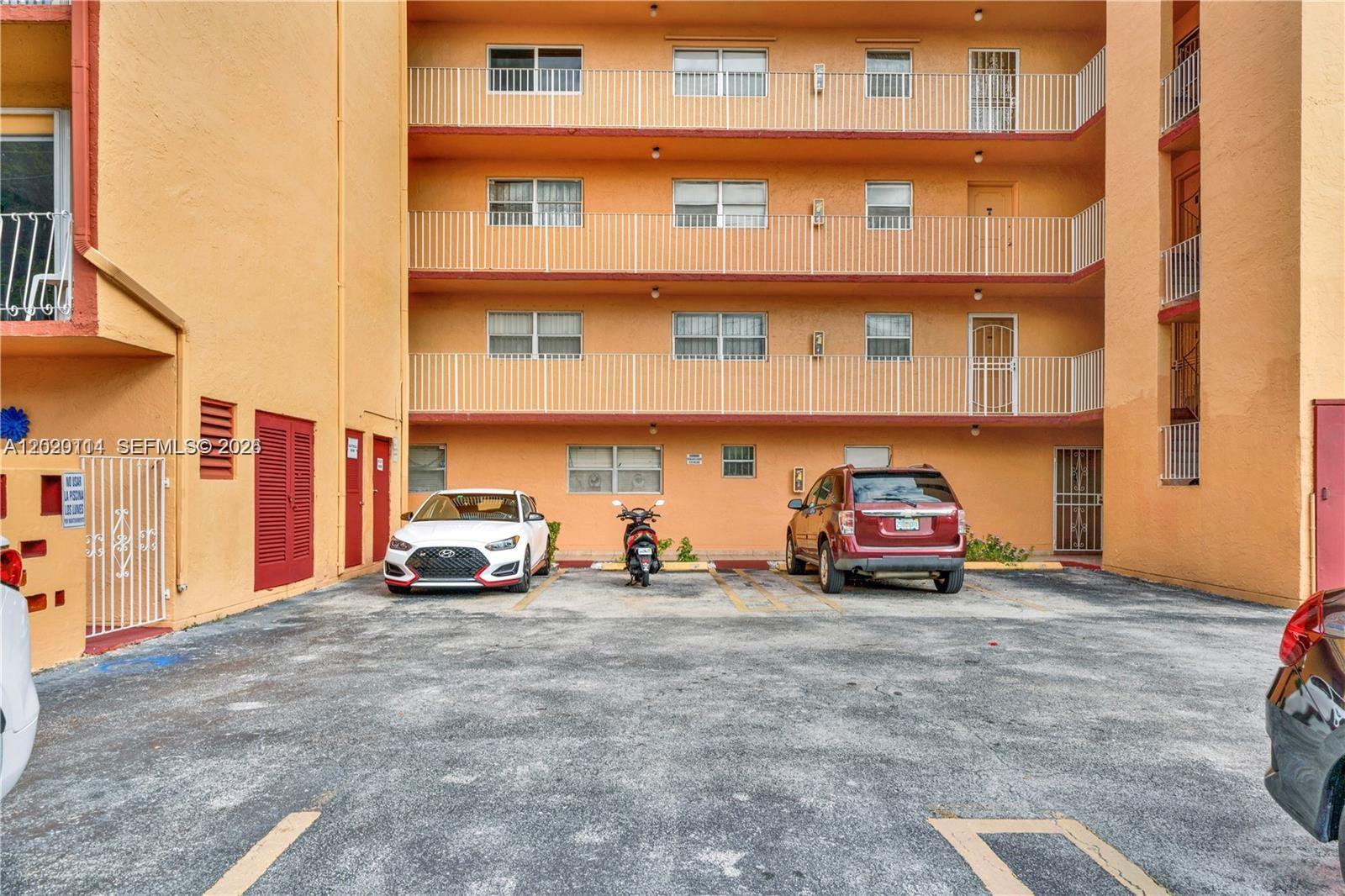 6200 W Flagler St # 301