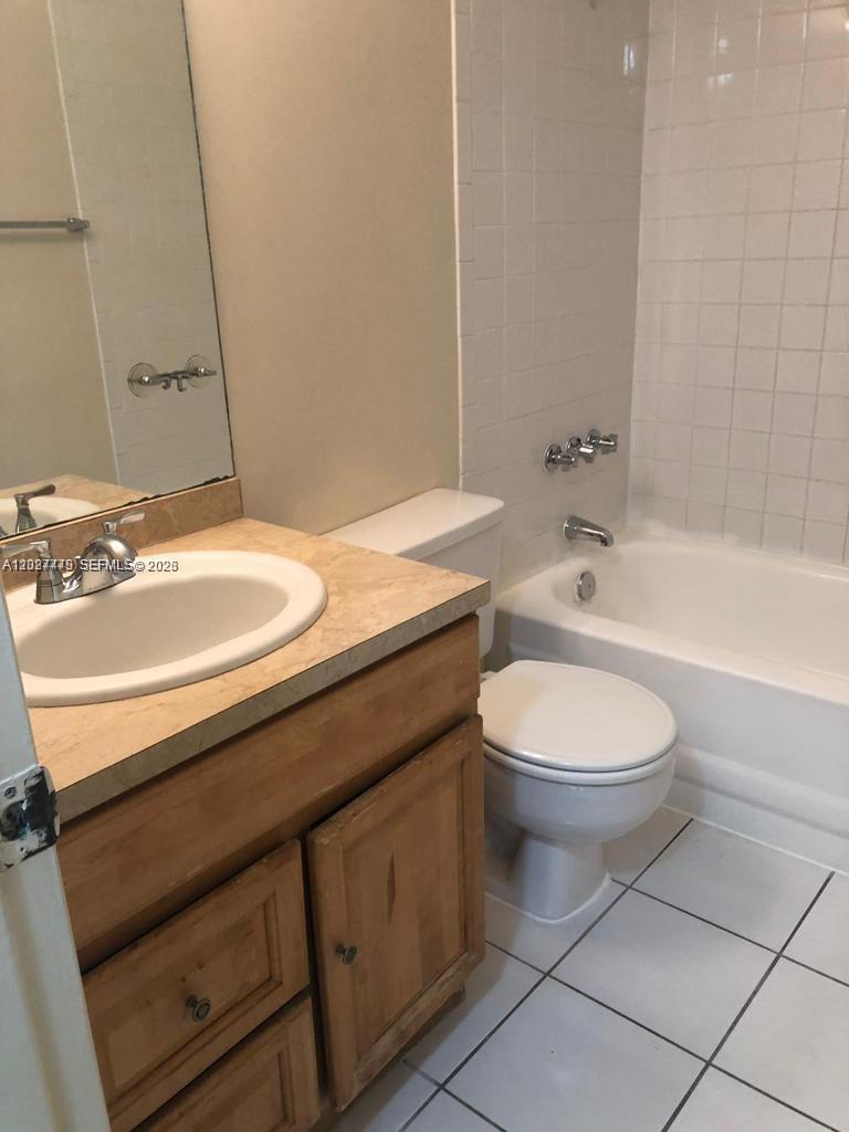 405 S Pine Island Rd # 308D