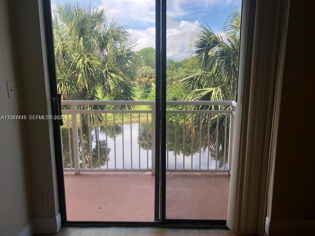 405 S Pine Island Rd # 308D