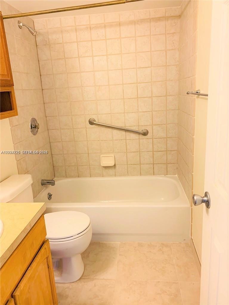 405 S Pine Island Rd # 406D