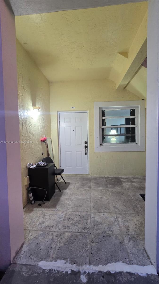 2720 NE 3rd Dr # 102