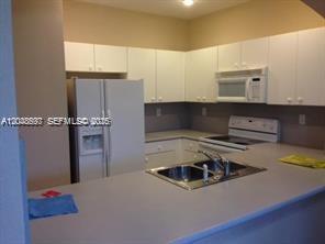 5779 NW 116 AV # 101