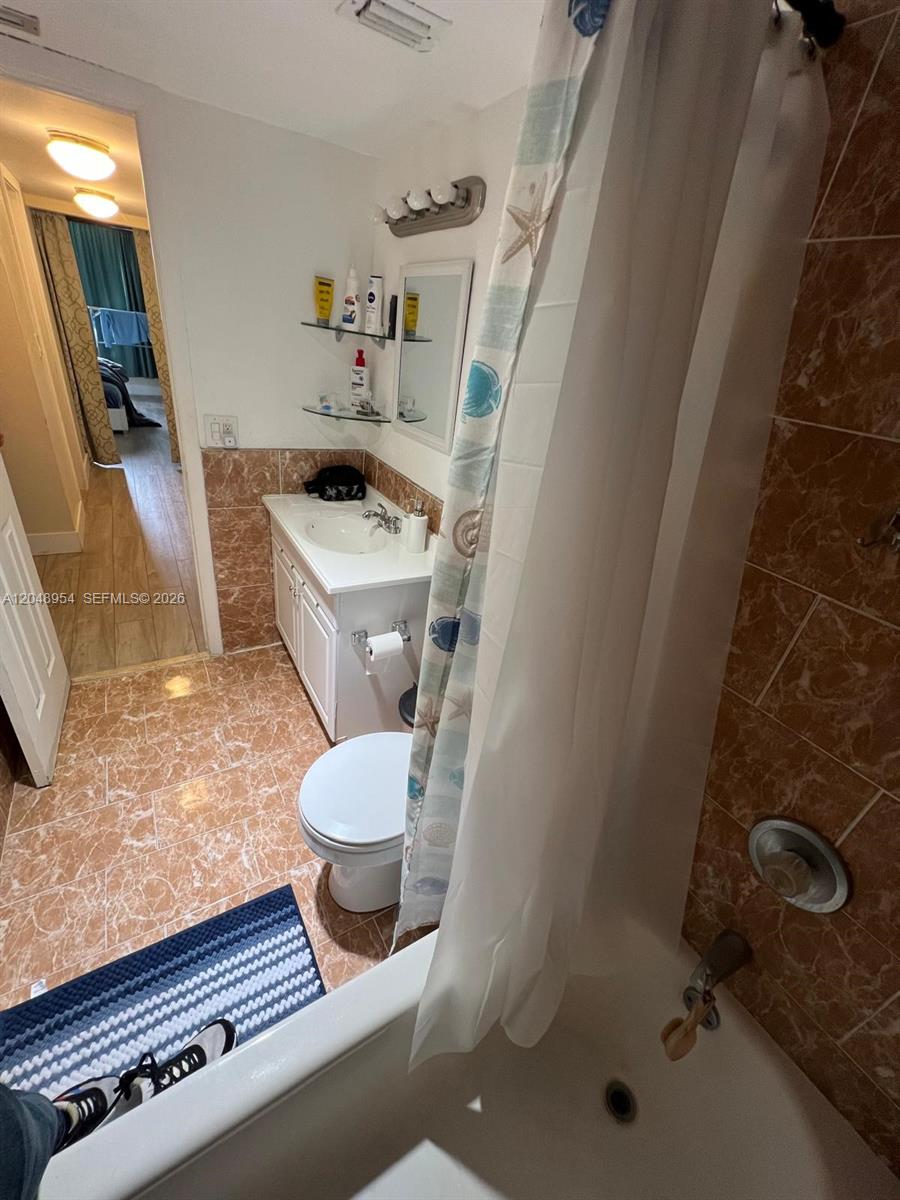 1470 NE 125th Ter # 509