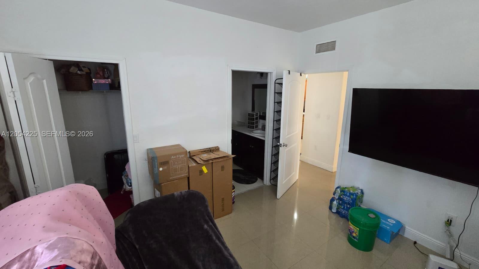 2900 SE 17th Ave # 100
