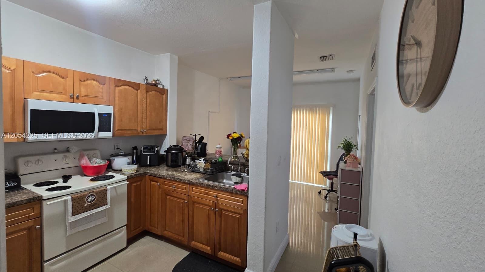 2900 SE 17th Ave # 100