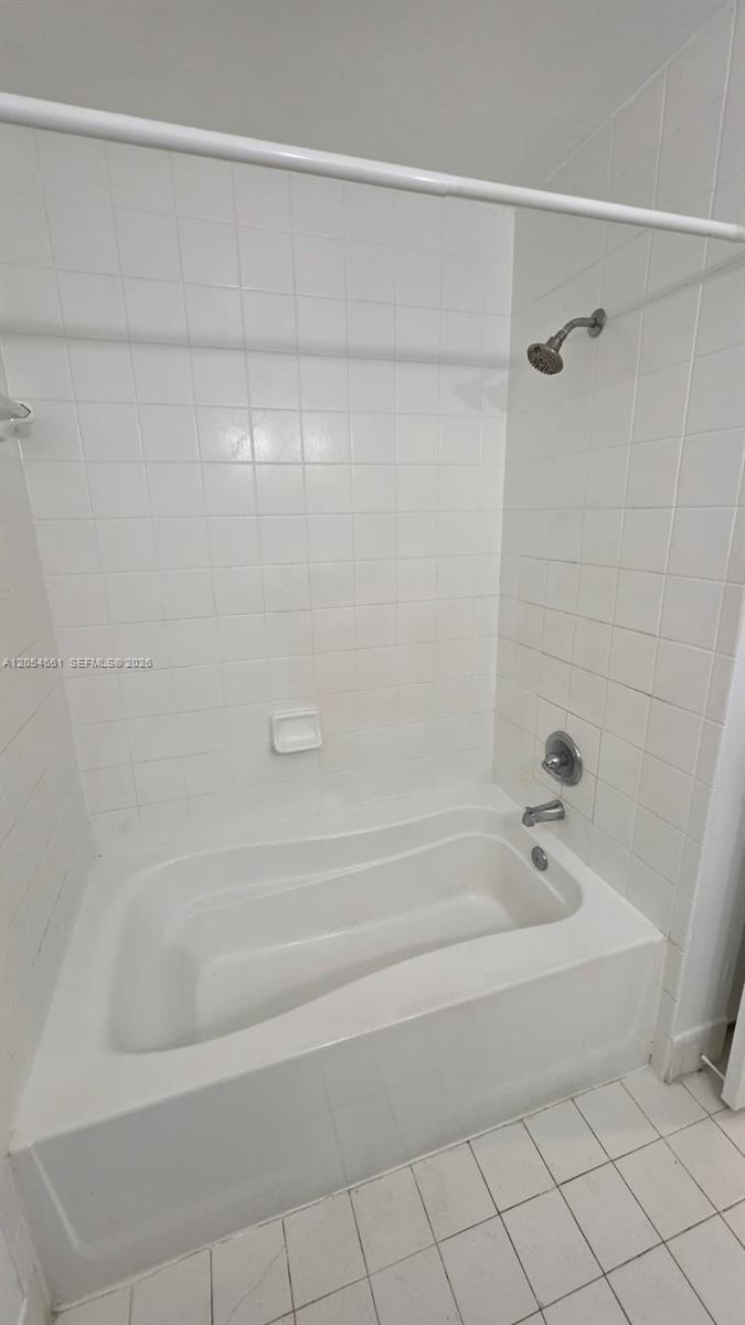 4500 NW 107th Ave # 9 Unit: 201-9