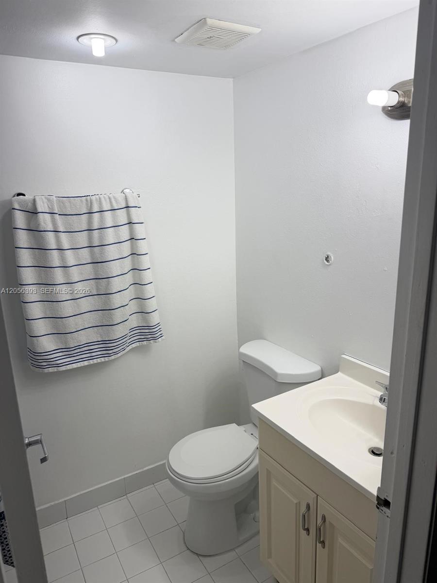 4713 NW 7TH ST # 1 Unit: 306-1